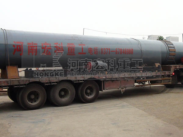 氧化鋅在橡膠硫化過程中，起著非常重要的作用